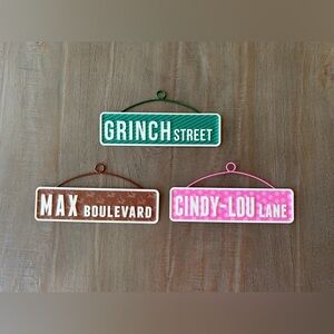 Grinch Decor